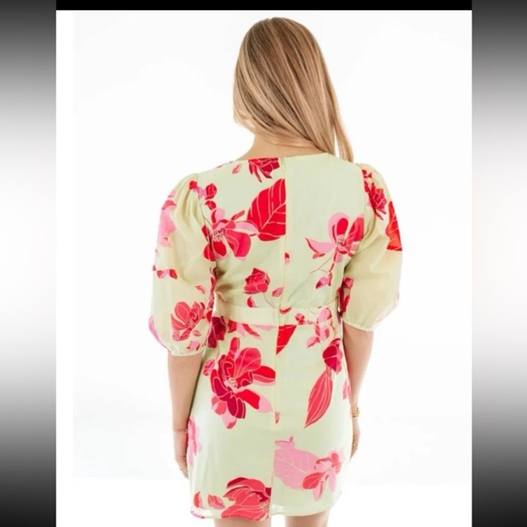 NWT J. Marie The Alara Puff Sleeve Ruched Dress 
size Medium - Picture 6 of 12